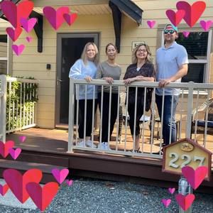 Meet your Posher, Christina